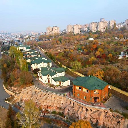 Armenian Village Park Hotel & Free Water Park, Gym Erivan Exterior foto