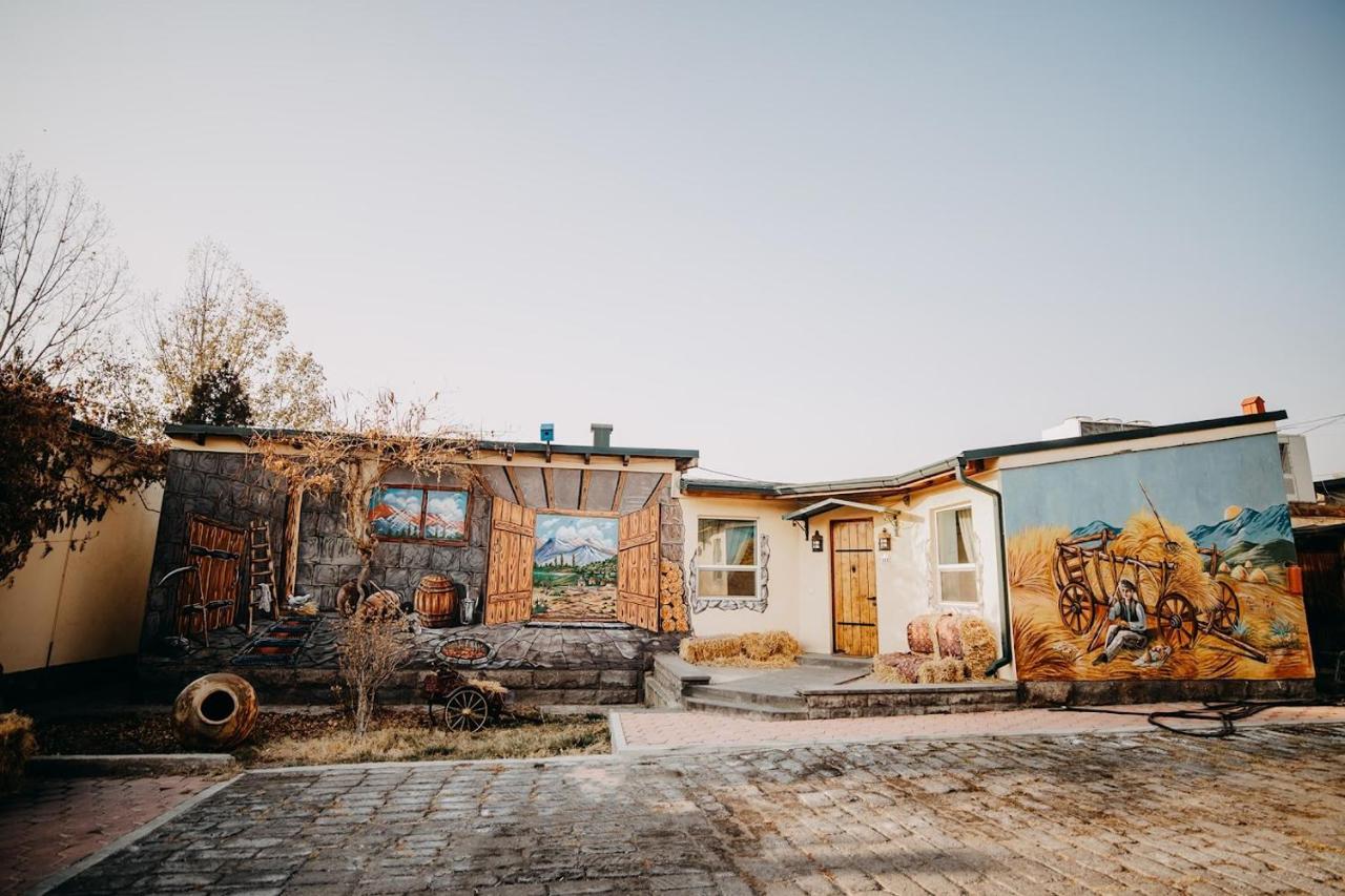 Armenian Village Park Hotel & Free Water Park, Gym Erivan Exterior foto