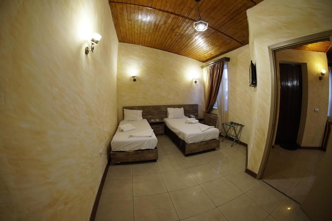 Armenian Village Park Hotel & Free Water Park, Gym Erivan Zimmer foto